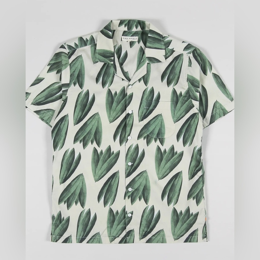 Like new Far Afield Stachio Shirt Quibo Floral Seed Pearl